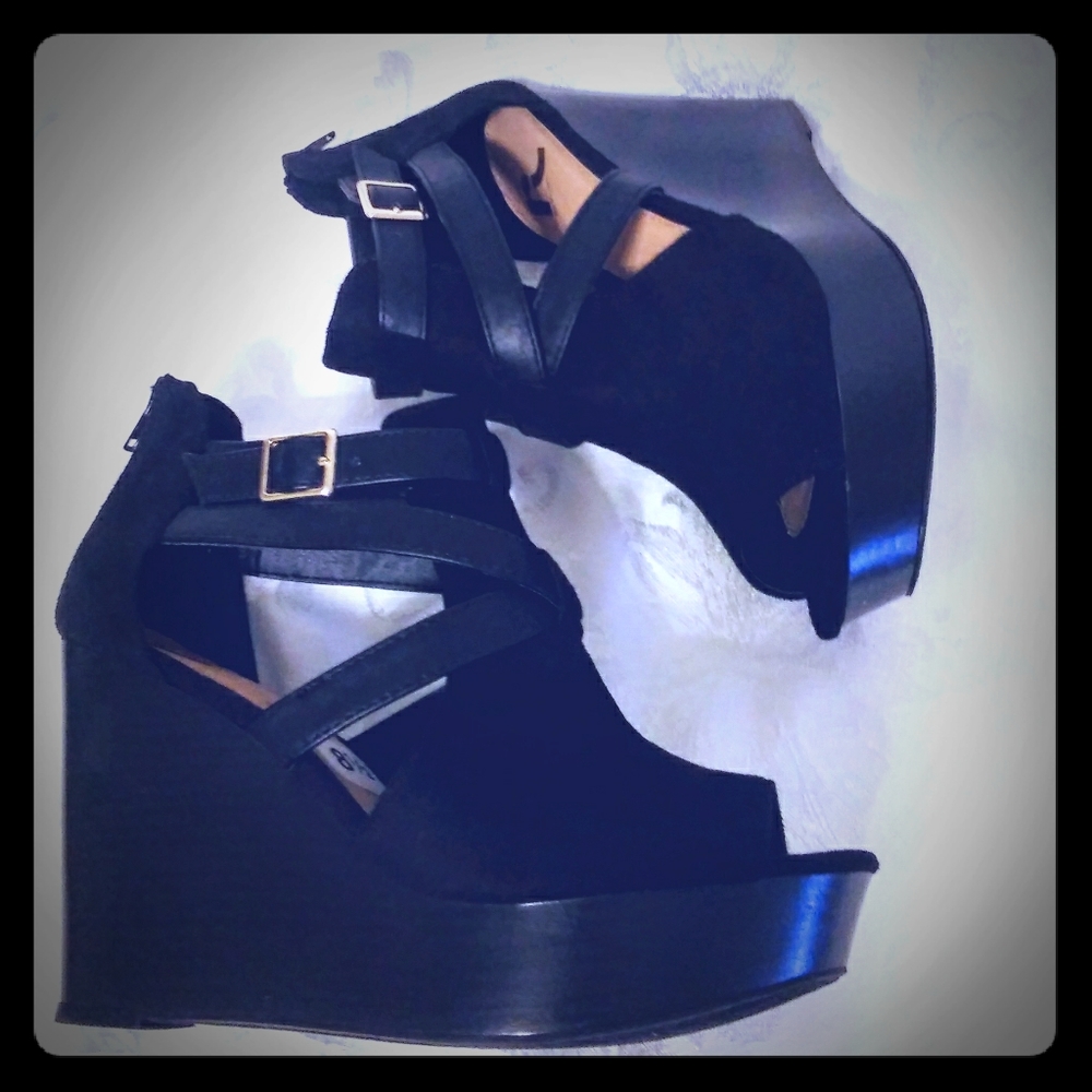 Report Faux Suede Wedge Open Toe Shoes